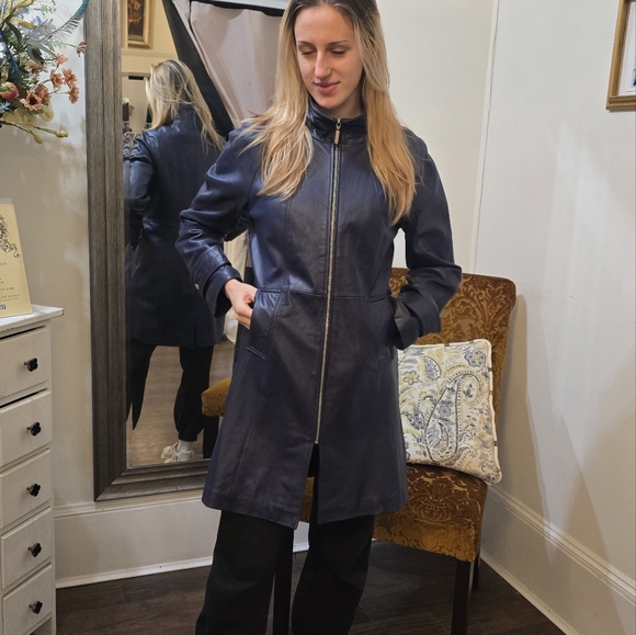 Genuine leather coat - Picture 16 of 16